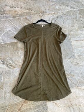 miami Olive Green Crewneck Top